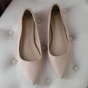 Nude pointed toe Suede Flats   NWOT